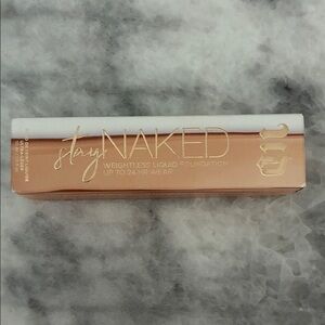 Urban Decay Stay Naked Foundation - 20 CP